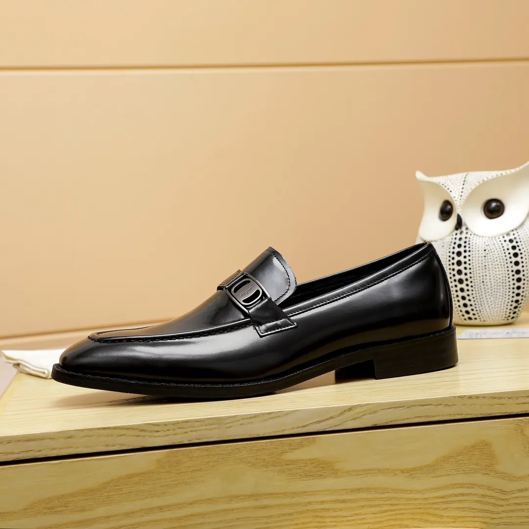 Factory price 420 🔥Ferragamo's new men's casual slip-on shoes🇨🇳Official website original 1:1 mold opening, original quality💯Fine workmanship, high-end luxury☘The upper is made of imported Italian first-layer cowhide🌴🐑leather lining🍓Rubber wear-resistant and non-slip outsole, breathable and comfortable to wear🍍The first choice for high-end men🍉Black, size 38-45